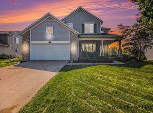 6677 Winter Creek Rd, Norton Shores, MI 49444