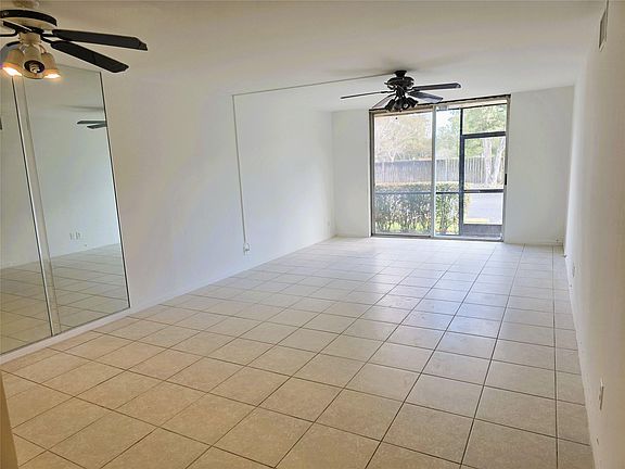 3rd image of 7173 Orange Drive #120