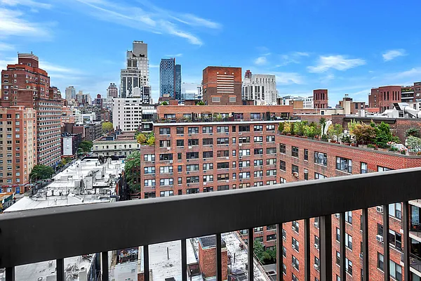 Sold by Compass | media 14