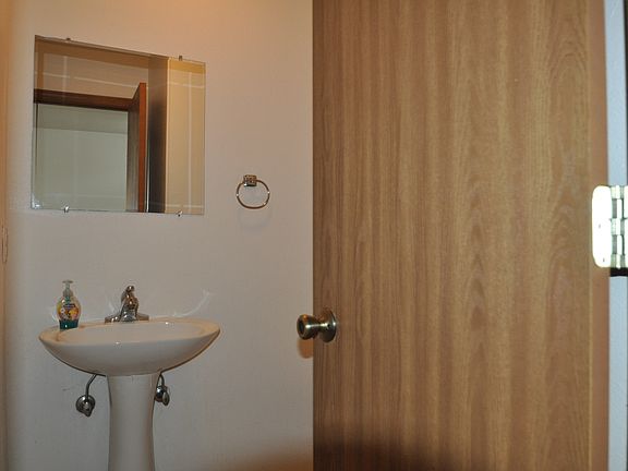 4th image of 1005 N Molly Ct