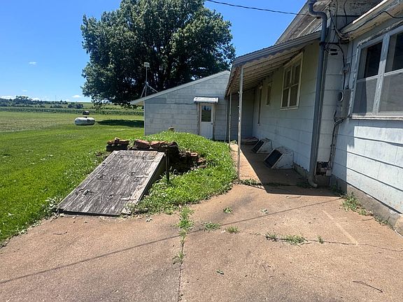 5th image of 1278 18th Rd