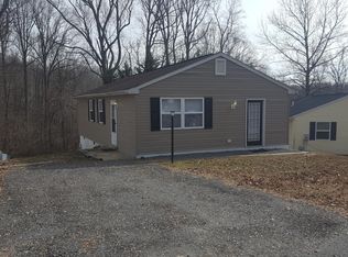 8374 Evergreen Dr, Lusby, MD 20657