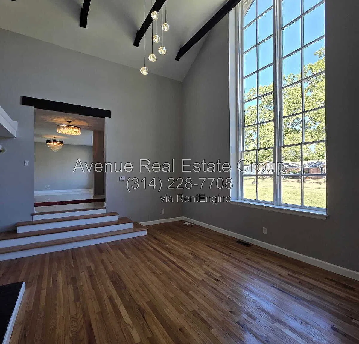 3 bed, 2.0 bath, 2058 sqft, $3,400 — Photo 4