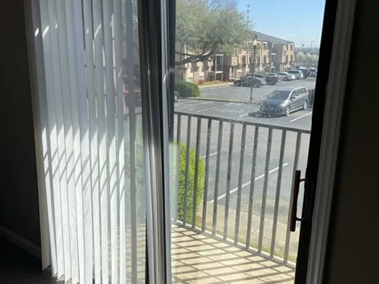 106 Menlo Dr — Photo 10