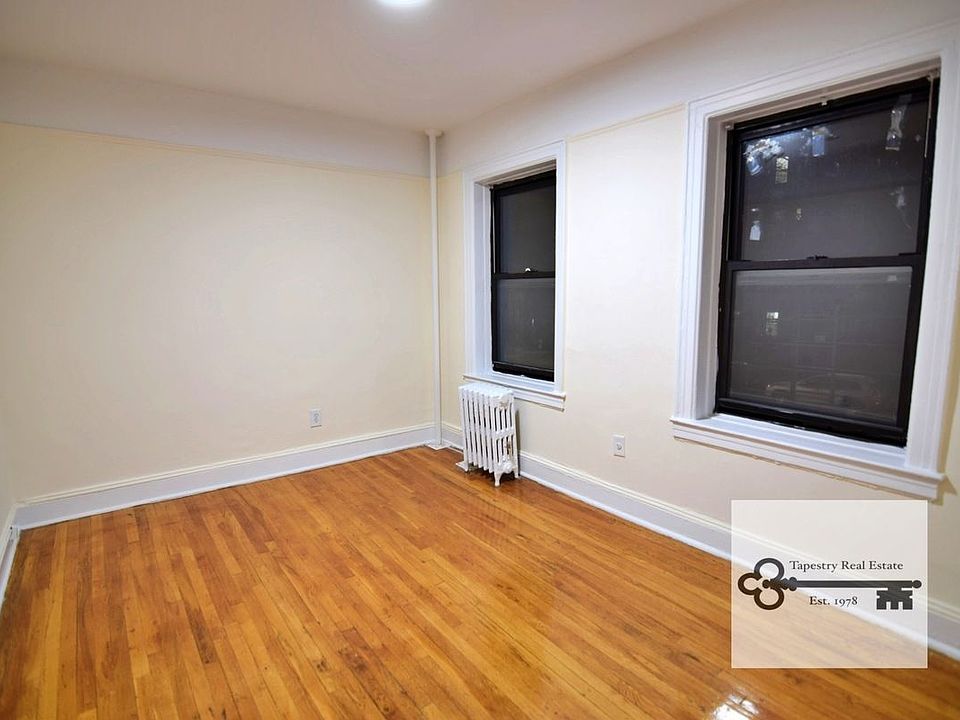 1st image of 8311 34th Ave #2