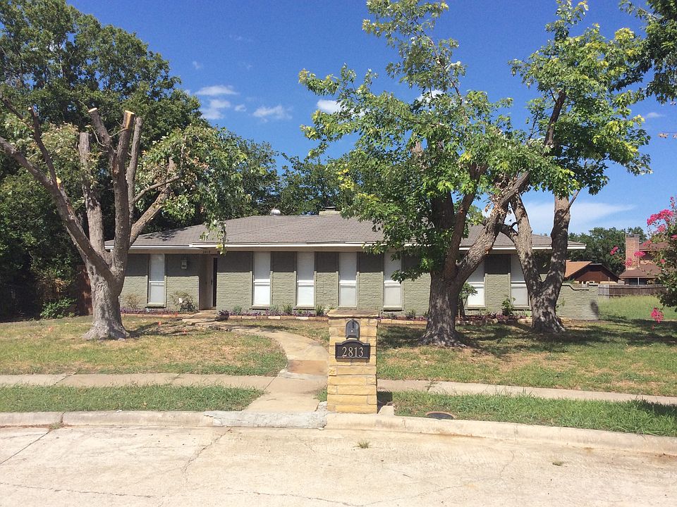 1st image of 2813 White Oak Ct