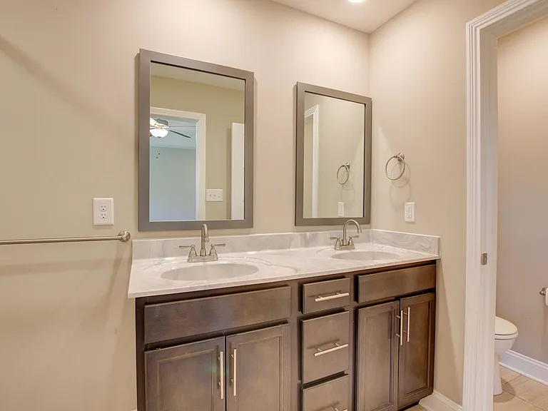 677 Battery Ct — Photo 46