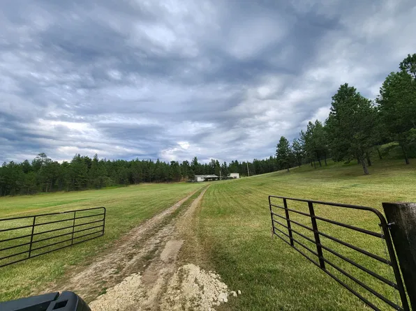 30 Smith Rd, Roundup, MT 59072