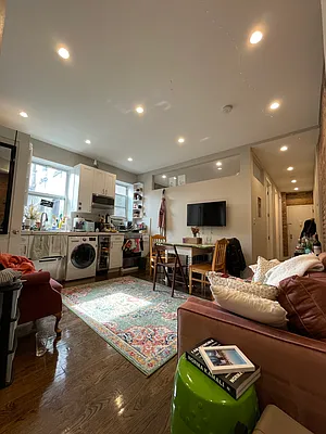 Rented by Douglas Elliman | media 26