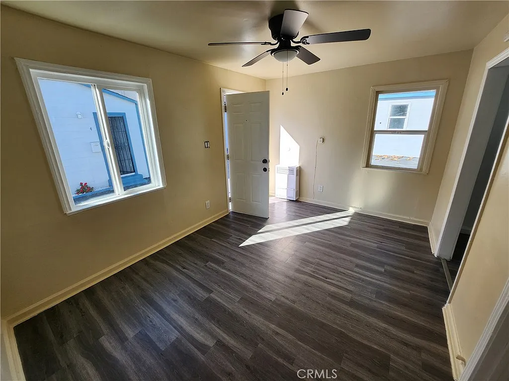 1 bed, 2520 sqft, $1,900 — Photo 3
