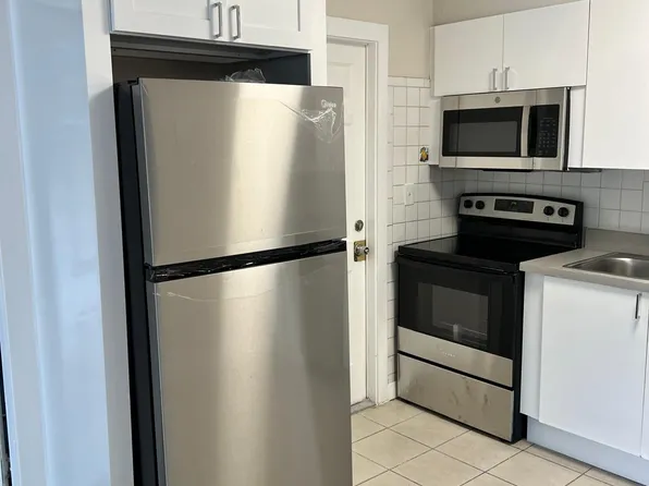 1800 NW 4th Ave APT 3, Boca Raton, FL 33432