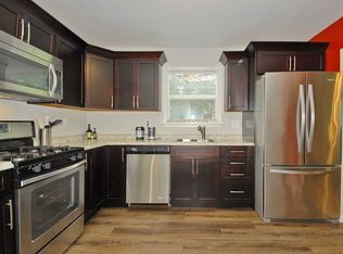 6 Meadow Rd, Poughkeepsie, NY 12603