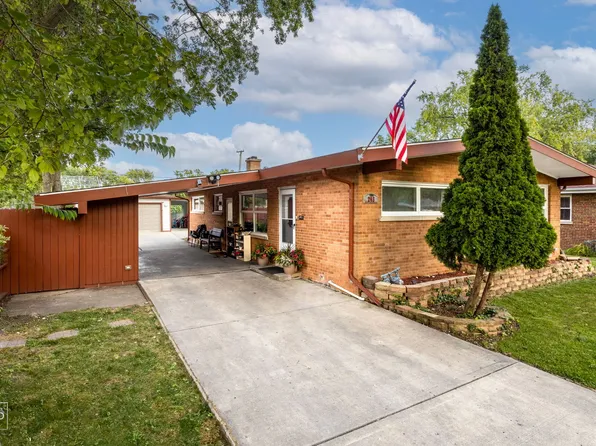 243 Barron St, Bensenville, IL 60106