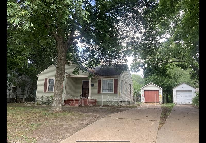 1st image of 1066 Wrenwood St