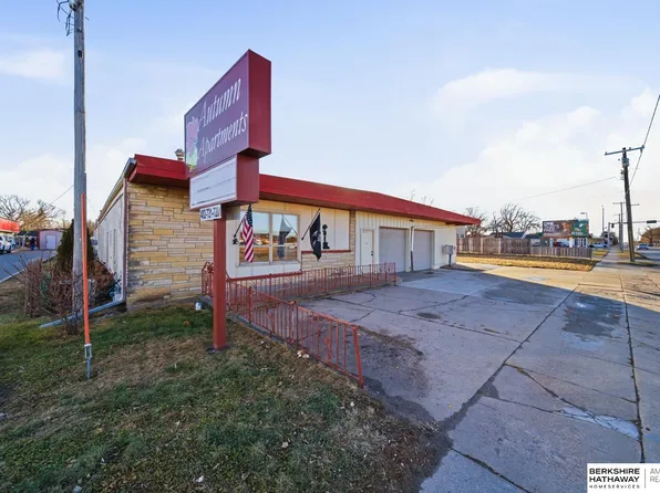 445 W 23rd St, Fremont, NE 68025