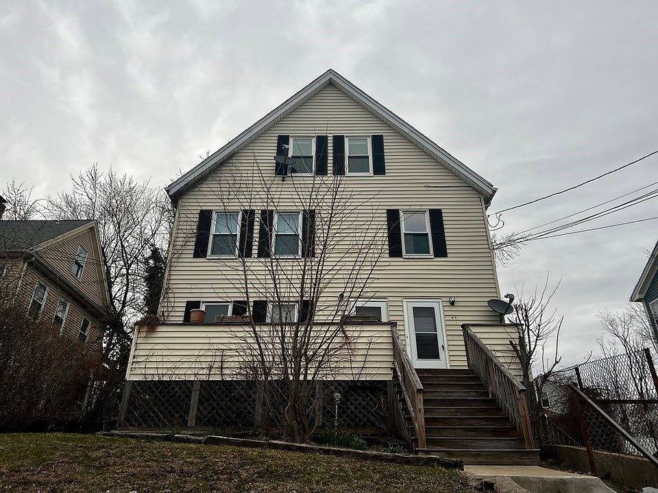 1st image of 25 Chapel St #3