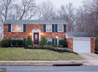 14207 Lindendale Rd, Woodbridge, VA 22193