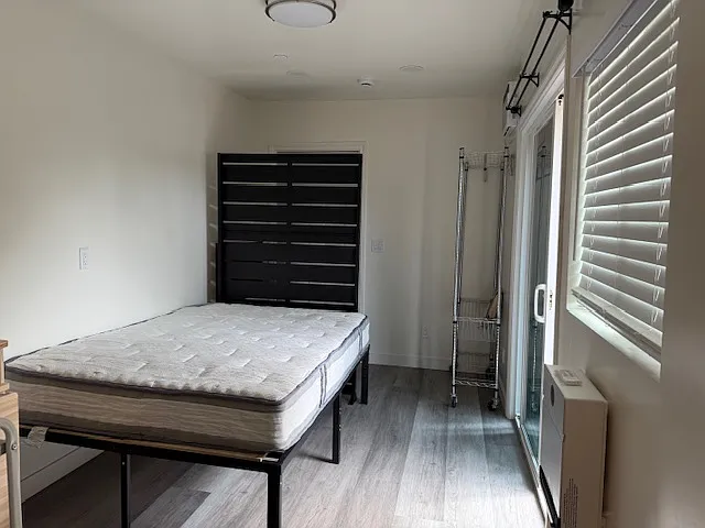 2550 Loma Vista Dr — Photo 3