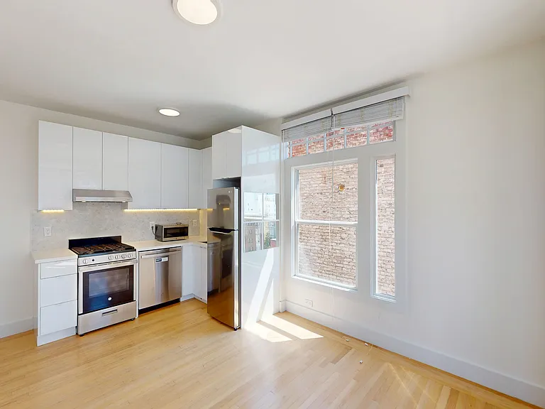865 Sutter St #508 — Photo 3