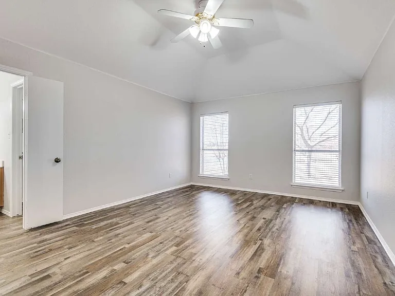 3111 Ponds Edge Trl — Photo 19