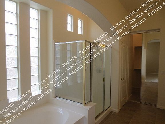 4th image of 3809 E Fruitvale Ave