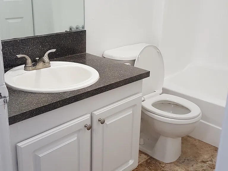 Oak Ridge Apartments — Photo 45