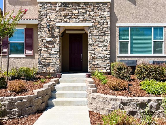 3rd image of 3556 Spoto Drive
