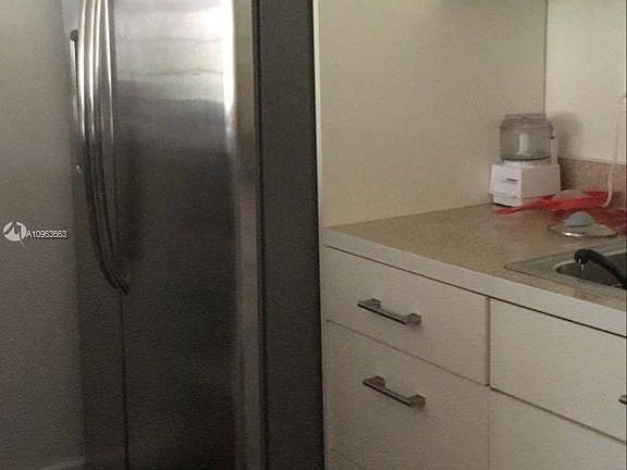 4th image of 1400 NE 127th St #310