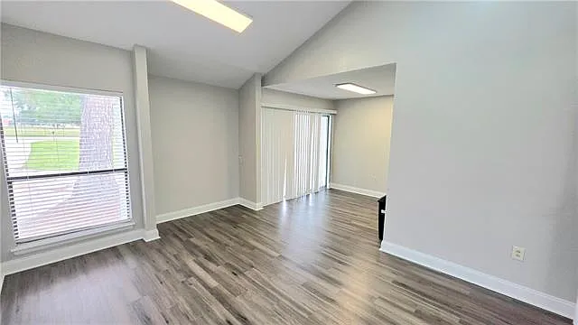 1 bed, 1.0 bath, 788 sqft, $1,550 — Photo 2