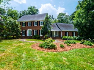 9832 Warwick Cres, Charlotte, NC 28210