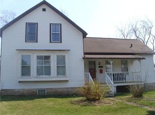 726 N Webster Ave, De Pere, WI 54115