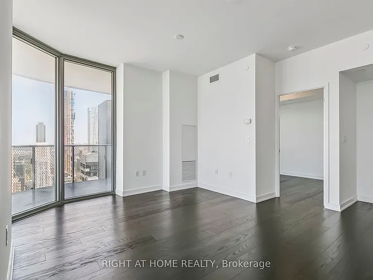 11 Wellesley St W #5408 — Photo 10