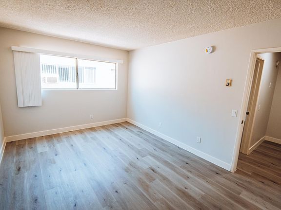4th image of 8011 Romaine St #236