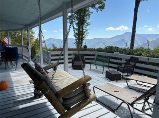 724 Pless Underwood Rd, Maggie Valley, NC 28751