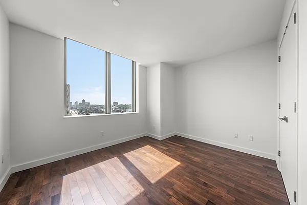 Rented by Industrie Residential | media 17