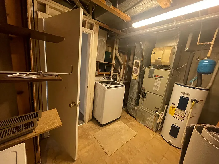 Laundry room, mechanical room