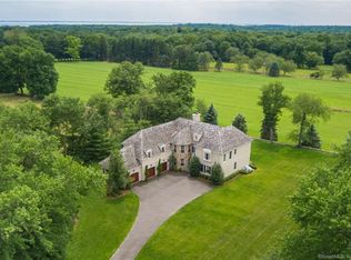 291 Redding Rd, Fairfield, CT 06824