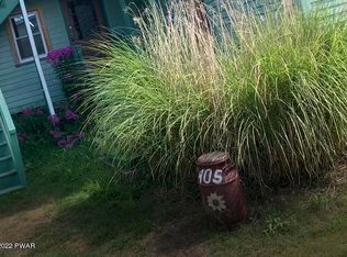 907 Main St, Newfoundland, PA 18445