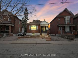 661 Beresford Ave, Toronto, ON M6S3C4