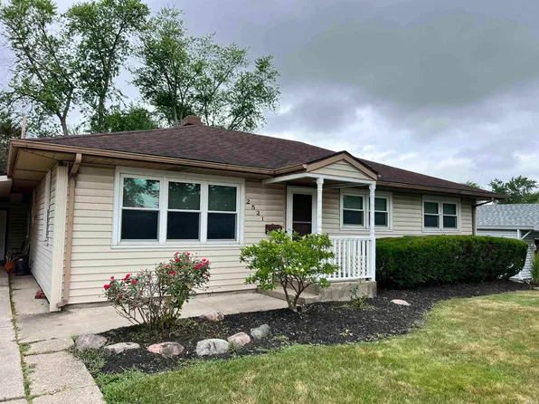 2521 Stanford Ave, Fort Wayne, IN 46808