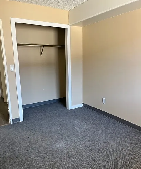 1940 9th Ave N #1 — Photo 5