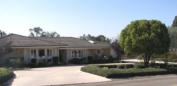 Camarillo Las Posas Estates Home w/ Guest House
