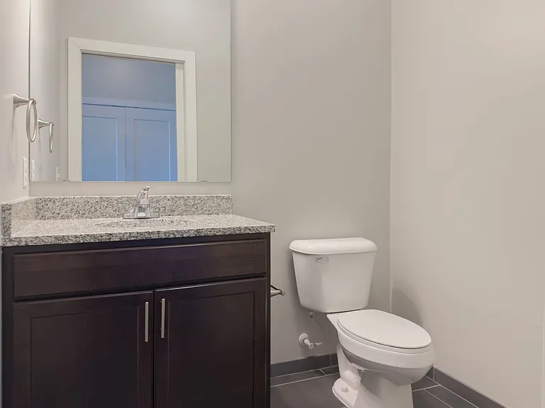 Red44 Luxury Apartments | Specials Available — Photo 111