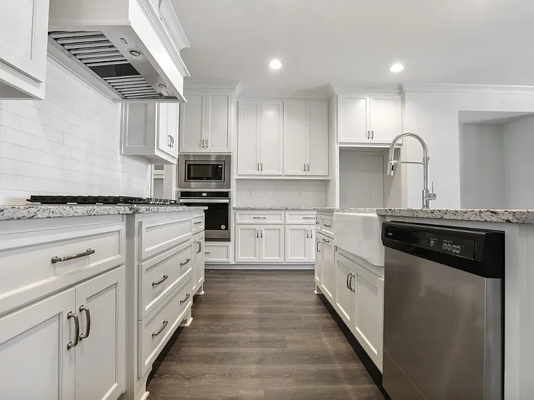 243 Church St — Photo 10