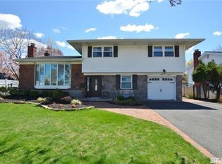 21 Jean Pl, Syosset, NY 11791