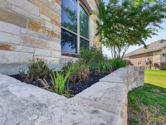 4th image of 1431 Chalice Dr
