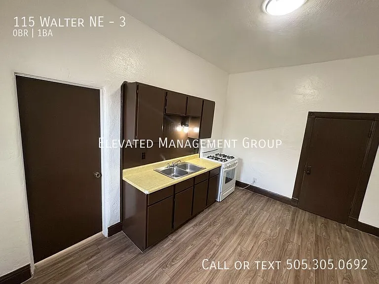 115 Walter St NE #3 — Photo 8