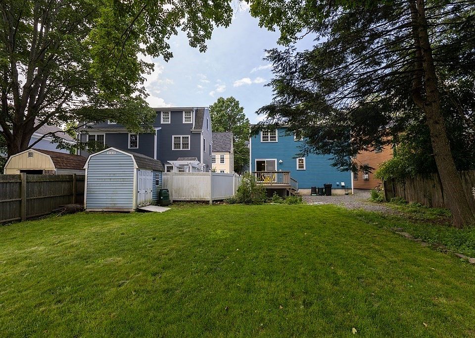 16 Russia St, Newburyport, MA 01950 Zillow