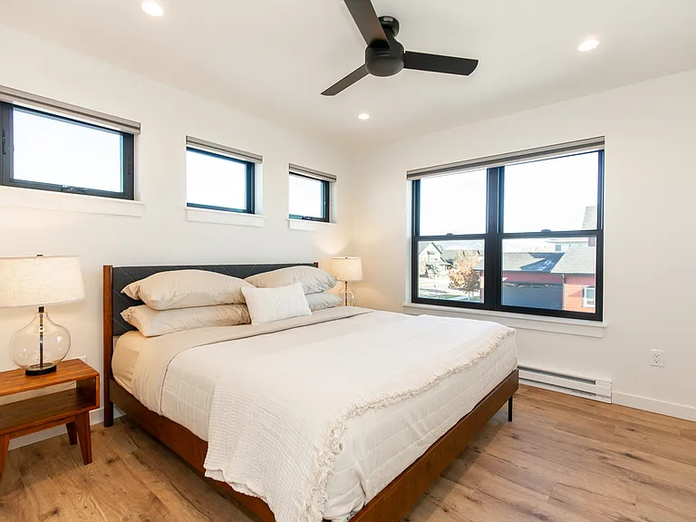 922 Windrow Dr #924 — Photo 9