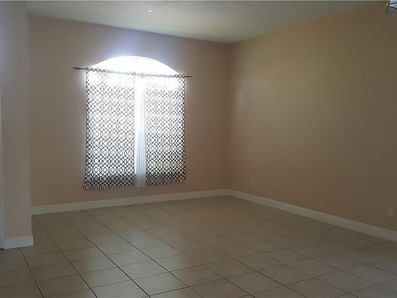 3rd image of 12895 Enclave Dr